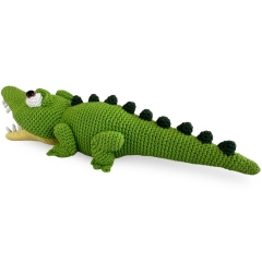 Crocodile amigurumi pattern by Sabrina Somers