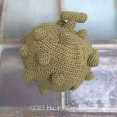 Horse chestnut fruit cushion amigurumi by Happy Coridon