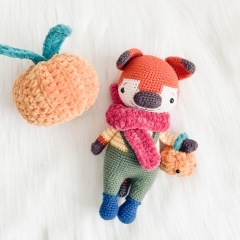 Linus the Fox amigurumi pattern by Bluesparrow Handmade