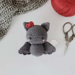 Beth, the little Bat amigurumi pattern by Ana Maria Craft