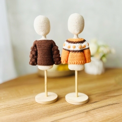 Autumn sweaters amigurumi pattern by Fluffy Tummy