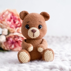 Skye the teddybear amigurumi pattern by Handmade by Halime