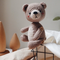 Chubby Bailey The Brown Bear amigurumi pattern by woolly.doodly