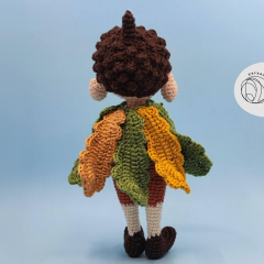 Crochet acorn elf amigurumi pattern by yarnacadabra