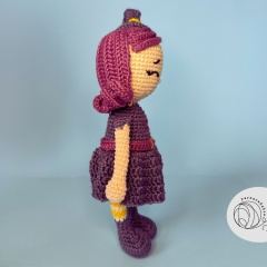 Crochet witch pattern amigurumi by yarnacadabra