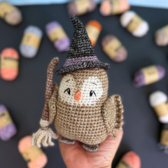 Archimedes Owl amigurumi pattern by SarahDeeCrochet