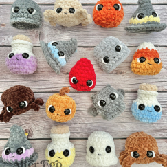 NO SEW Halloween plushies bundle