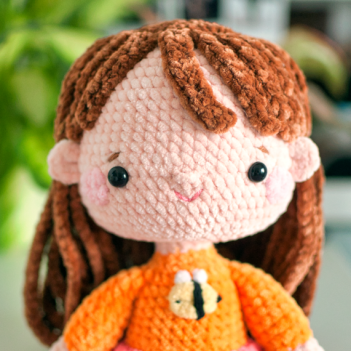 Bee Doll amigurumi pattern by yorbashideout