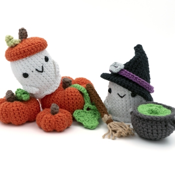 Halloween Ghost and Accessories amigurumi pattern by MevvSan