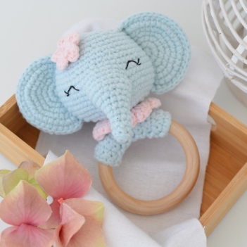 Elephant Teething Toy amigurumi pattern by Elisas Crochet