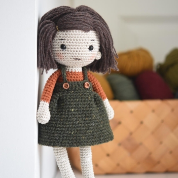 Leena doll amigurumi pattern by lilleliis