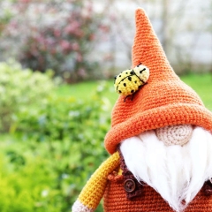 Garden Gnome amigurumi by Maiiou