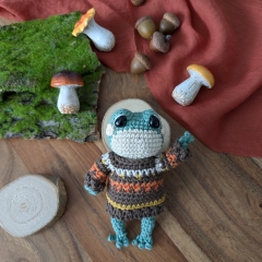 Frog's Fall wardrobe amigurumi pattern by La Fabrique des Songes