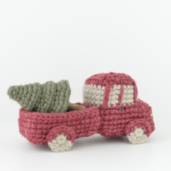 Christmas Truck amigurumi pattern by Elisas Crochet