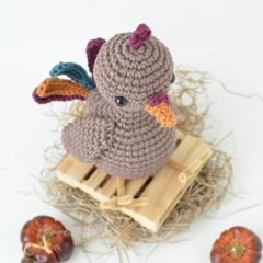 Stewie the Turkey amigurumi pattern by Elisas Crochet