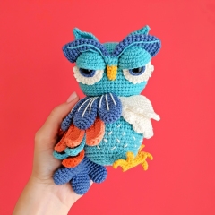 Christina the Owl amigurumi by Natura Crochet