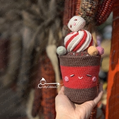 Peppermint Mocha amigurumi pattern by CraftyGibbon