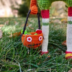 Mr. Pumpkin amigurumi by Iryna Zubova