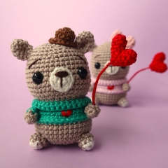 Lovely bears with balloons  amigurumi by Amigurumi with Eli