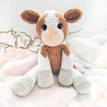 Calf Kira amigurumi pattern by Gutherz Design