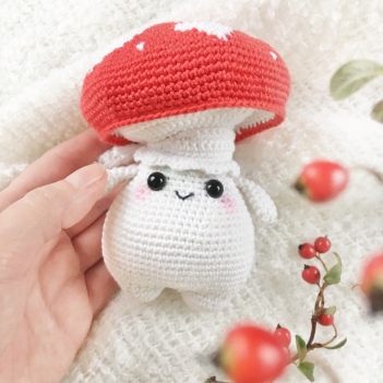 Toadstool Gundi amigurumi pattern by Gutherz Design