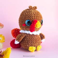 Pecan the Turkey amigurumi pattern by Lemon Yarn Creations