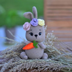 Bonnie the bunny amigurumi pattern by LaCigogne