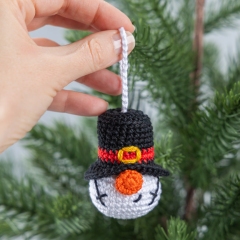 Snowman Ornament amigurumi pattern by Mufficorn