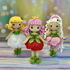 Rosie the Rose Doll amigurumi pattern by LovenikaDesign