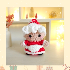  Mr & Mrs Santa Claus - Low-sew amigurumi by Hugurumitoys