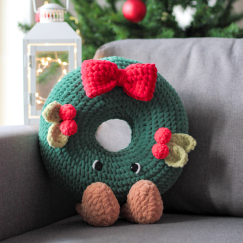 Christmas Wreath Pillow