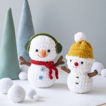 Caro and Toma the snowmen amigurumi pattern by Khuc Cay