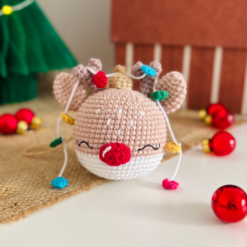 Rudolph Christmas Pattern amigurumi pattern by Sarah's Hooks & Loops