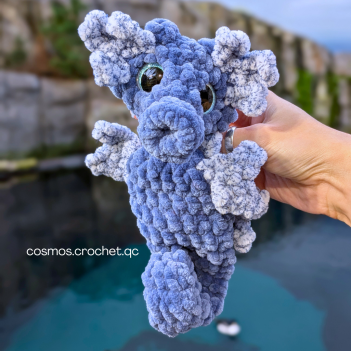 Lenny the seahorse amigurumi pattern by Cosmos.crochet.qc