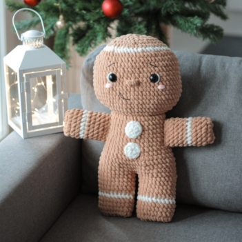 Gingerbread Pillow amigurumi pattern by Crocheniacs