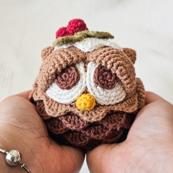 Pudding the Owl amigurumi pattern by EMI Creations by Chloe