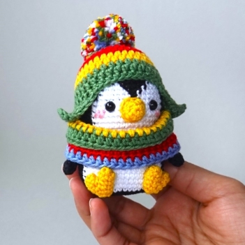 Peppe the penguin amigurumi pattern by Amigurumi with Eli