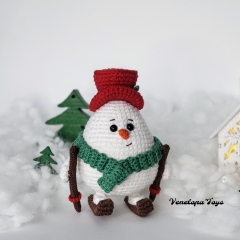 Snowman Christmas Ornament amigurumi by VenelopaTOYS