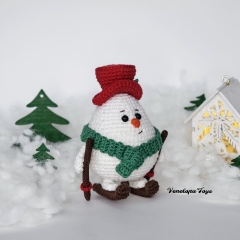 Snowman Christmas Ornament amigurumi pattern by VenelopaTOYS