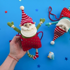 Happy the Gnome amigurumi pattern by Natura Crochet