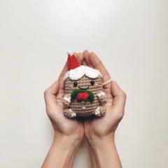 PETITE GINGERBREAD amigurumi pattern by unknown