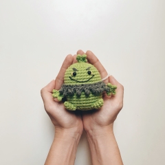 PETITE GRINCH amigurumi pattern by unknown