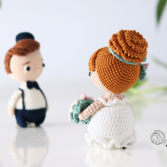 Bride and groom amigurumi by yarnacadabra