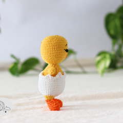 Crochet amigurumi chicken amigurumi by yarnacadabra