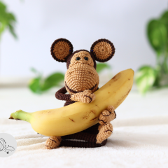 Alfred, the monkey amigurumi by yarnacadabra