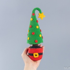 Christmas Tree in a Pot amigurumi by Mufficorn