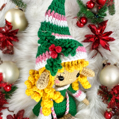 Joy the Christmas Elf Doll amigurumi by LovenikaDesign