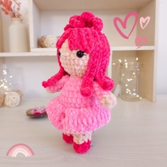 Low-sew Doll - Crochet pattern amigurumi by Hugurumitoys