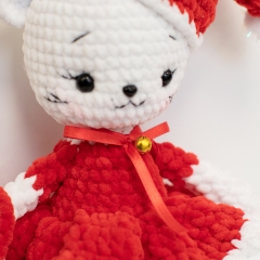 Timsel The Christmas Cat  amigurumi pattern by BlinkYarnCrafts