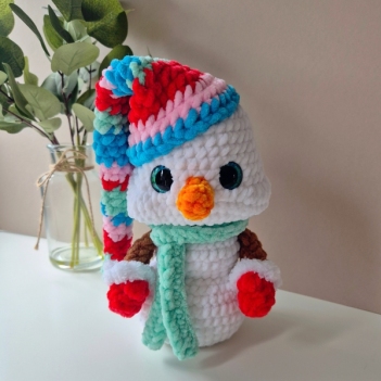 Bojangles the Snowman  amigurumi pattern by Sweet Fluffy Stitches